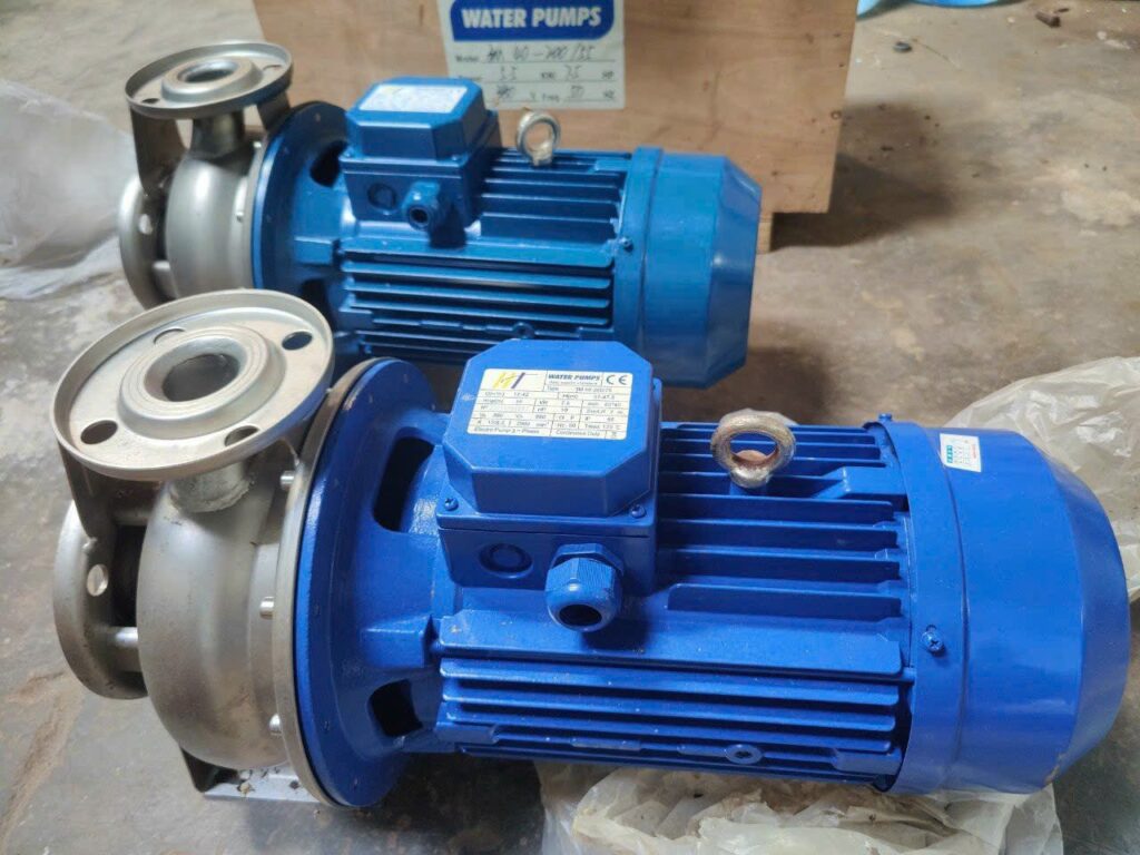 Bơm ly tâm đầu INOX HT 3M40