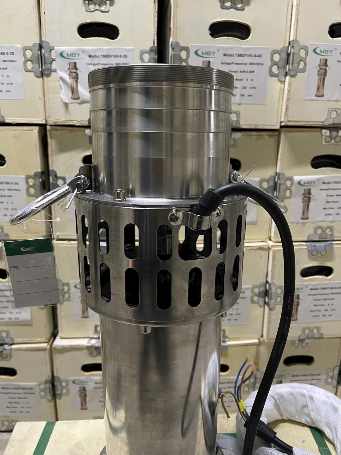 Máy bơm chìm inox 200QY250-5-5.5S Máy bơm chìm inox 200QY250-5-5.5S